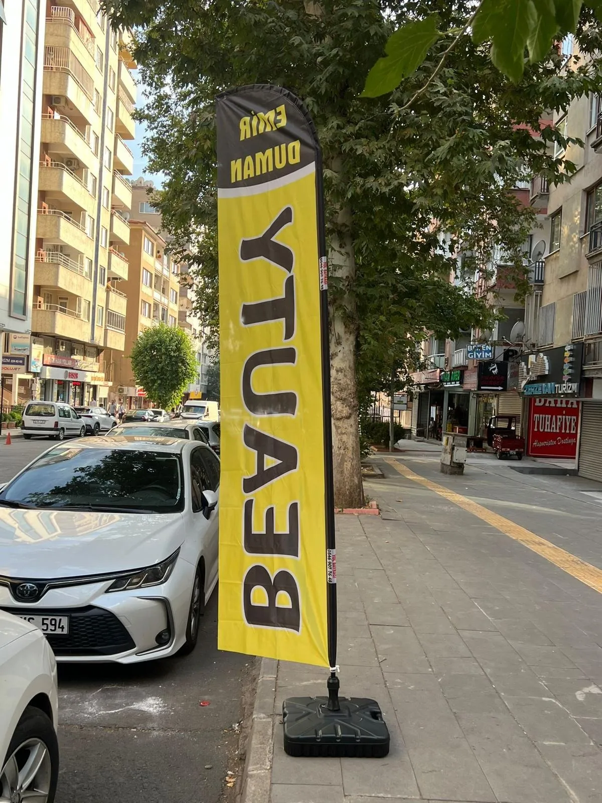 Bayan Kuaförü Yelken Bayrağı-55